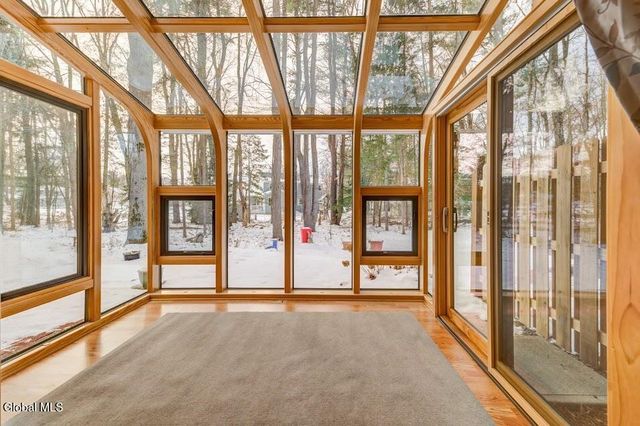 4006 Georgetown Square, Guilderland, NY 12303