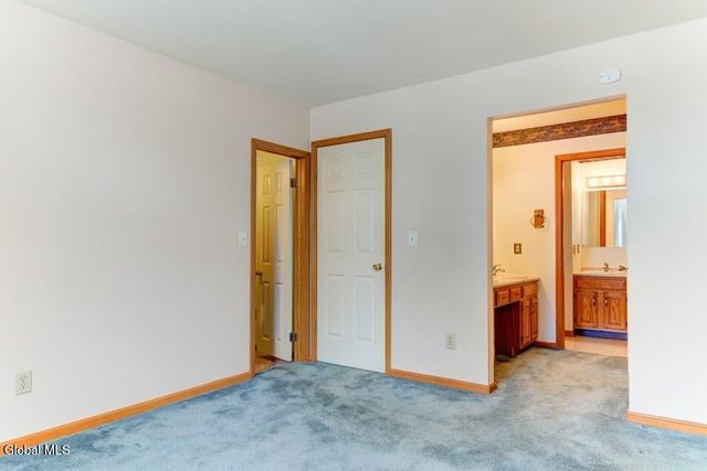 4006 Georgetown Square, Guilderland, NY 12303