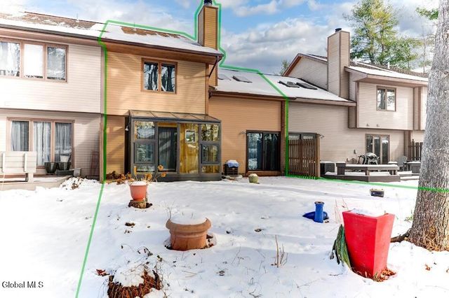 4006 Georgetown Square, Guilderland, NY 12303