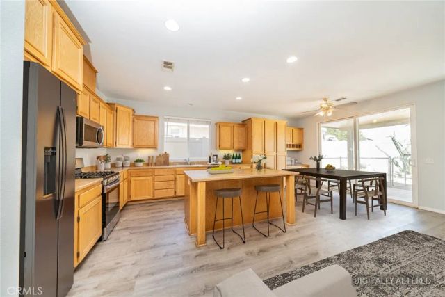 1072 Willow Moon, Beaumont, CA 92223