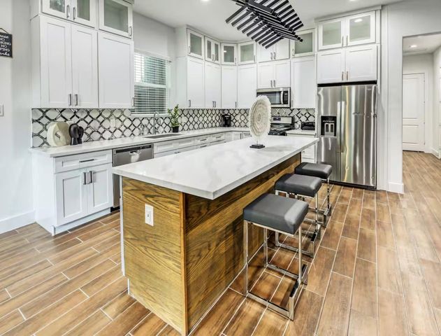 5207 Farmer Street, Houston, TX 77020