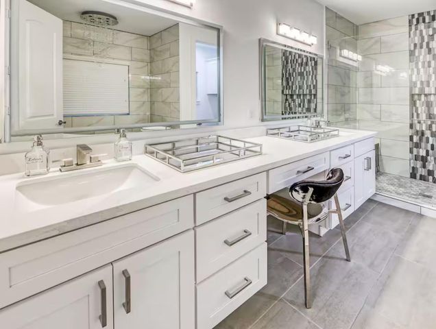 5207 Farmer Street, Houston, TX 77020