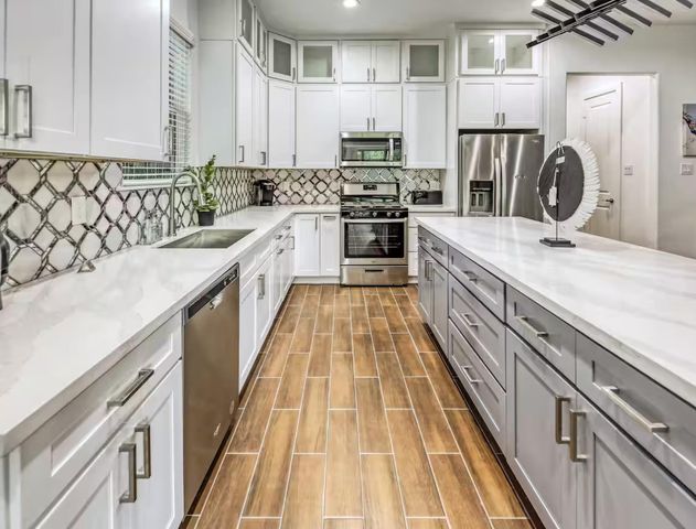 5207 Farmer Street, Houston, TX 77020