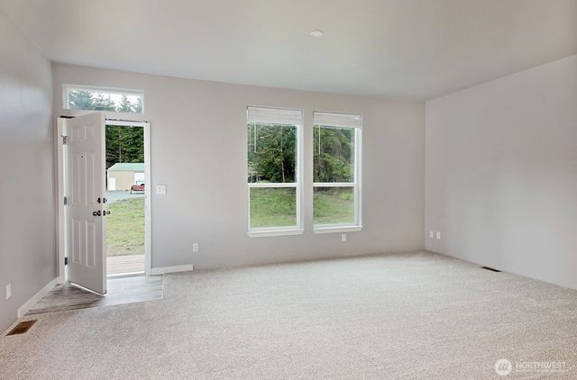 46 E Welcher Road, Coupeville, WA 98239