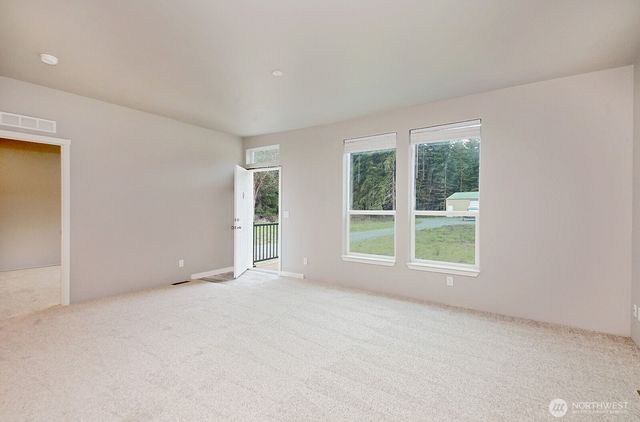 46 E Welcher Road, Coupeville, WA 98239