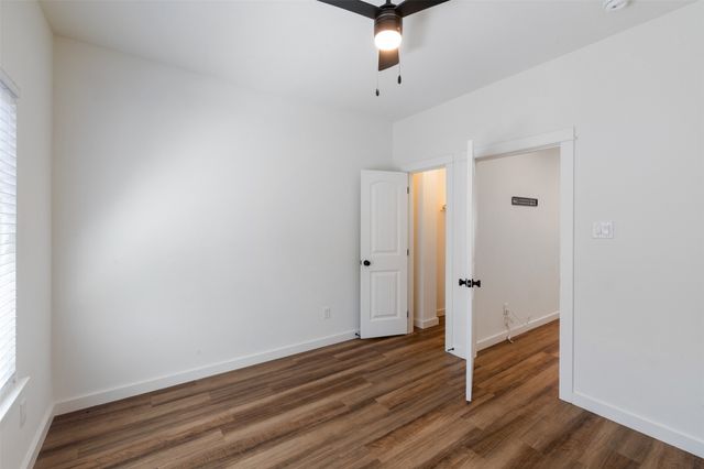 1139 Kings Highway 102, Dallas, TX 75208