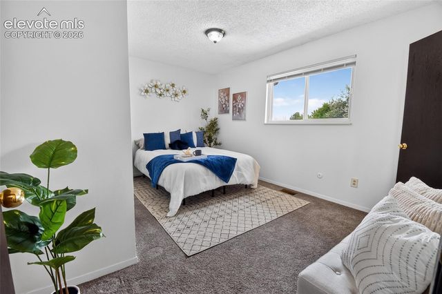 546 S Laporte Drive, Pueblo, CO 81007