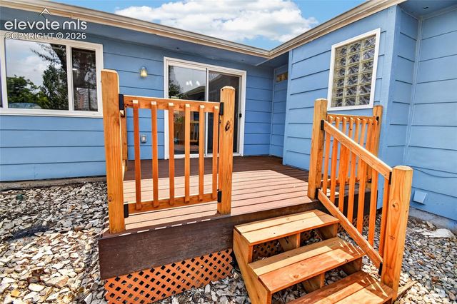 546 S Laporte Drive, Pueblo, CO 81007