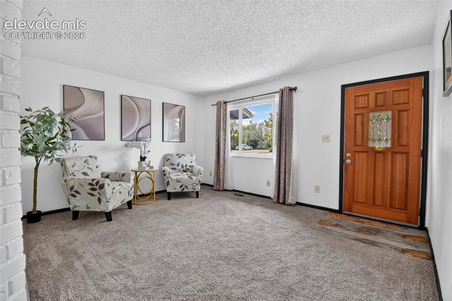 546 S Laporte Drive, Pueblo, CO 81007