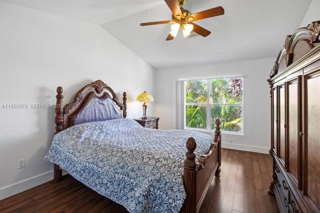 419 Rainbow Springs Ter, Royal Palm Beach, FL 33411