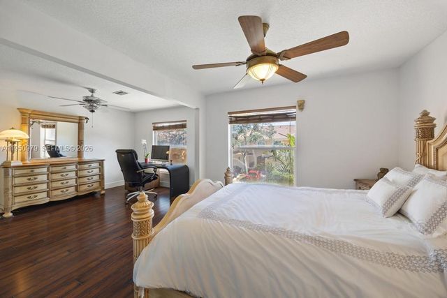 419 Rainbow Springs Ter, Royal Palm Beach, FL 33411