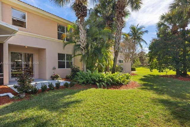 419 Rainbow Springs Ter, Royal Palm Beach, FL 33411
