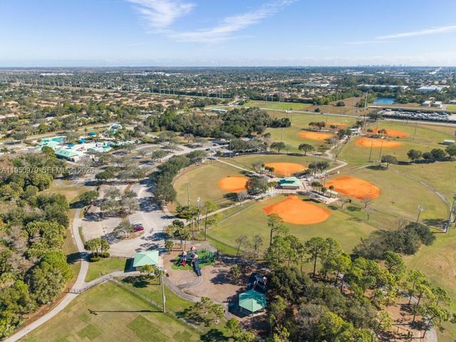 419 Rainbow Springs Ter, Royal Palm Beach, FL 33411