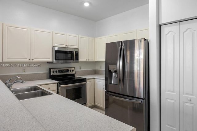 419 Rainbow Springs Ter, Royal Palm Beach, FL 33411