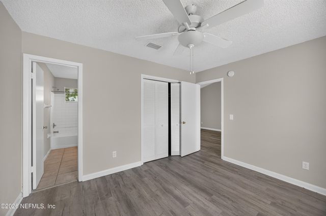 2715 TROLLIE Lane, Jacksonville, FL 32211