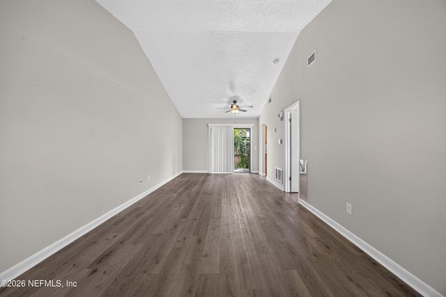 2715 TROLLIE Lane, Jacksonville, FL 32211