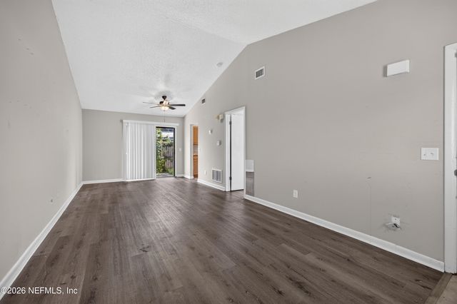 2715 TROLLIE Lane, Jacksonville, FL 32211