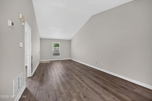 2715 TROLLIE Lane, Jacksonville, FL 32211