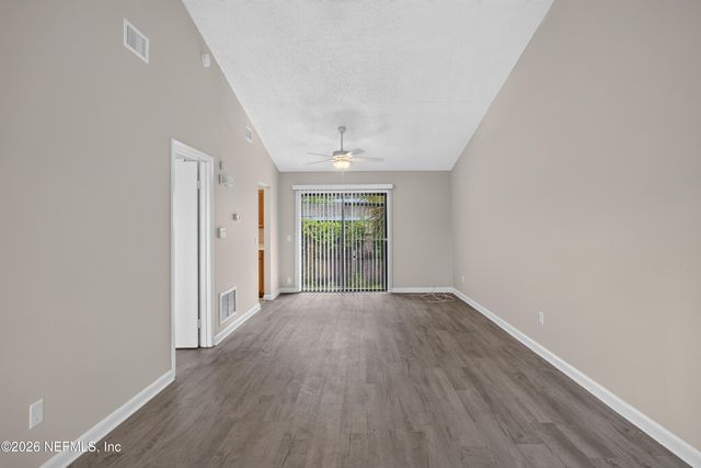 2715 TROLLIE Lane, Jacksonville, FL 32211