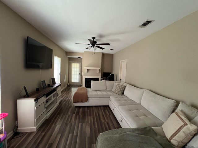 5109 Cumberland Cove Dr, Baton Rouge, LA 70817