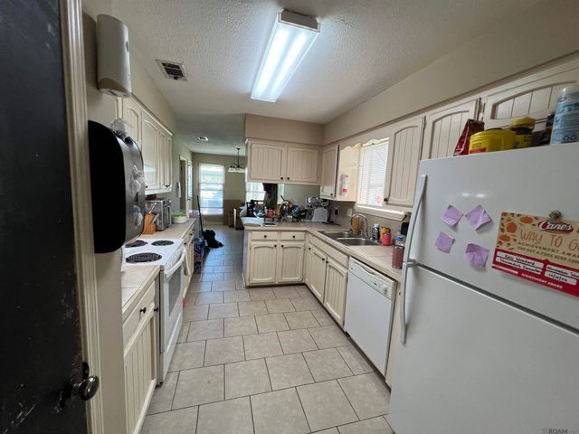 5109 Cumberland Cove Dr, Baton Rouge, LA 70817