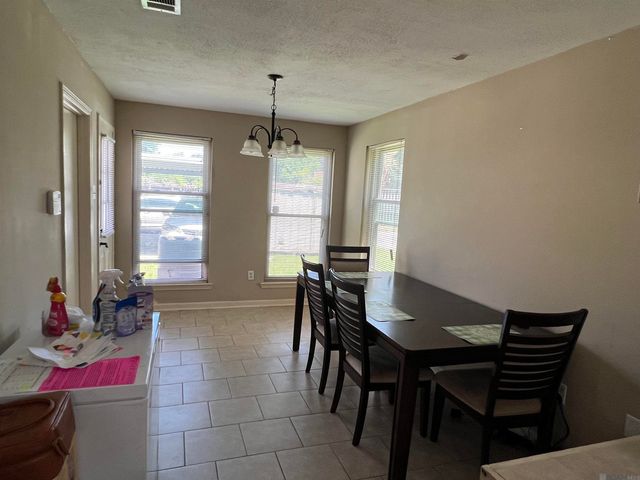 5109 Cumberland Cove Dr, Baton Rouge, LA 70817