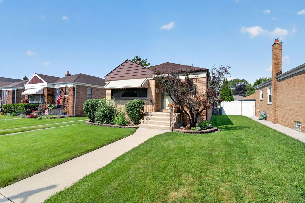 9628 S Utica Avenue, Evergreen Park, IL 60805 — photo 2