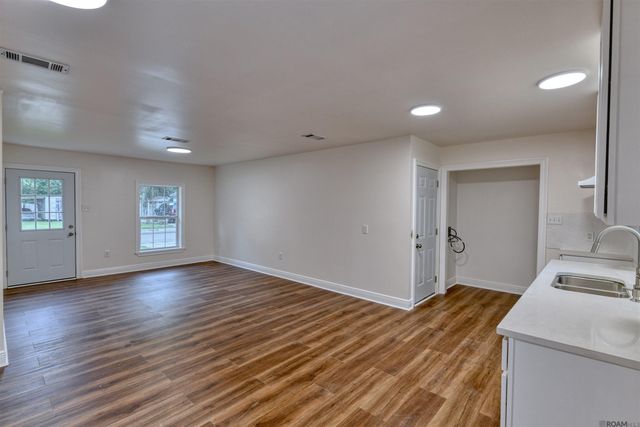 4936 Cadillac St, Baton Rouge, LA 70811