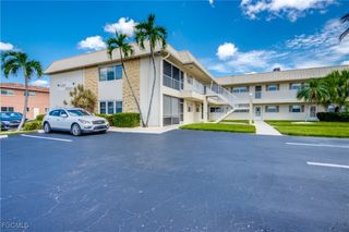 909 SE 46th LN 202, Cape Coral, FL 33904