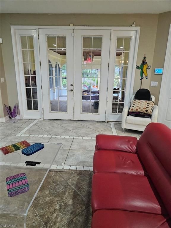915 Barbara CT, LEHIGH ACRES, FL 33974 — photo 4