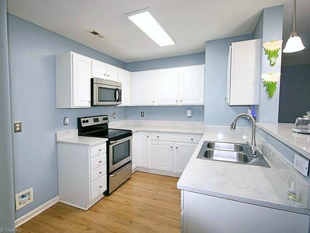 1620 Cherry Blossom Lane 103, Winston-salem, NC 27127