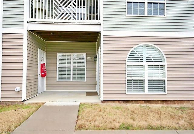 1620 Cherry Blossom Lane 103, Winston-salem, NC 27127