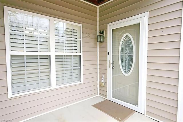 1620 Cherry Blossom Lane 103, Winston-salem, NC 27127
