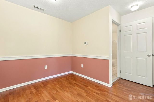 5007 Ravens Crest, Plainsboro, NJ 08536