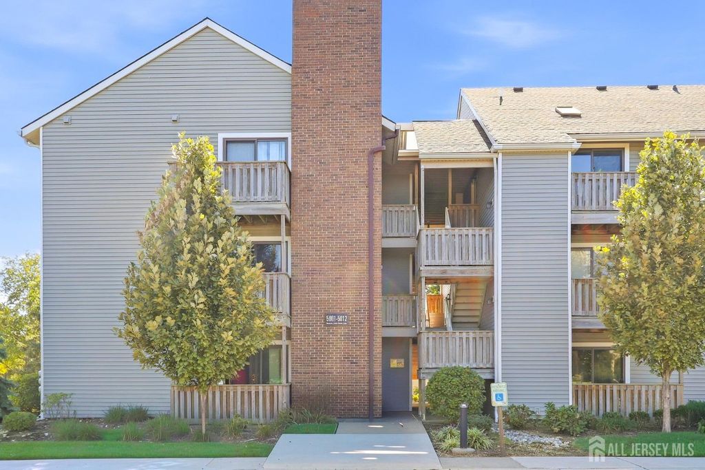5007 Ravens Crest, Plainsboro, NJ 08536