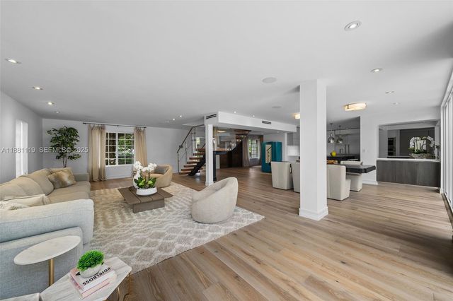 575 Bay Point Road, Miami, FL 33137