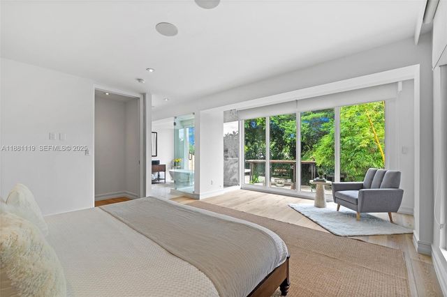 575 Bay Point Road, Miami, FL 33137
