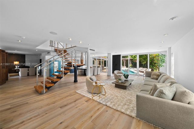 575 Bay Point Road, Miami, FL 33137