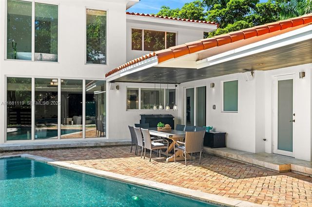 575 Bay Point Road, Miami, FL 33137