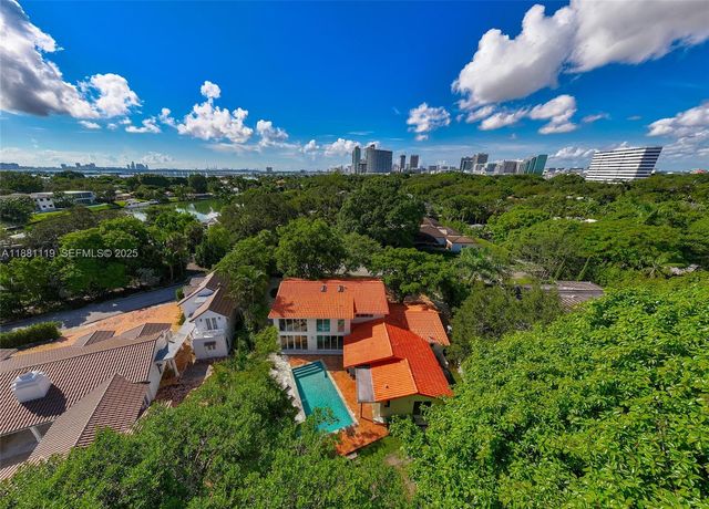575 Bay Point Road, Miami, FL 33137