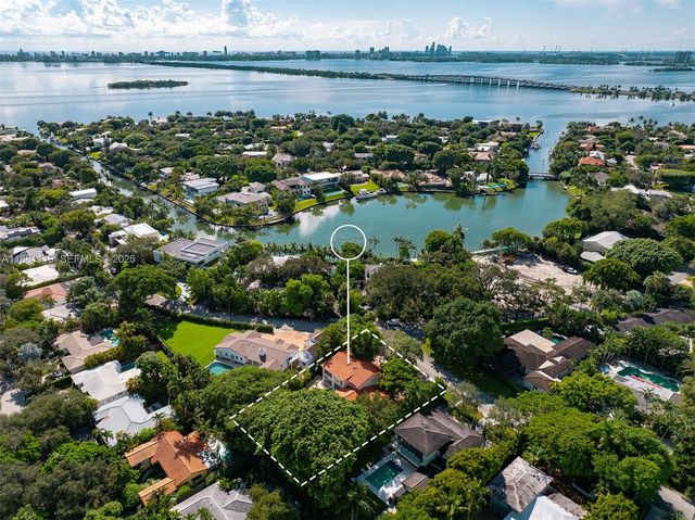 575 Bay Point Road, Miami, FL 33137