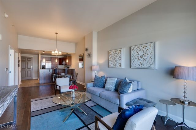 150 Las Vegas Boulevard 1618, Las Vegas, NV 89101