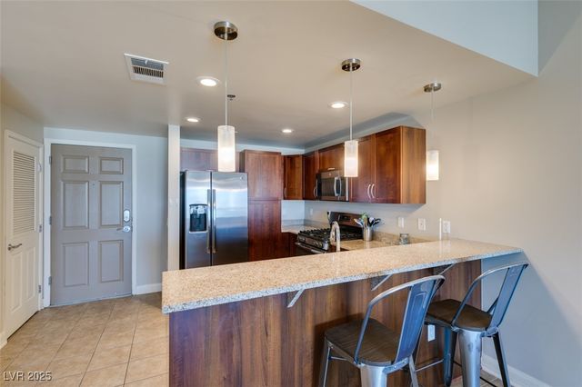 150 Las Vegas Boulevard 1618, Las Vegas, NV 89101