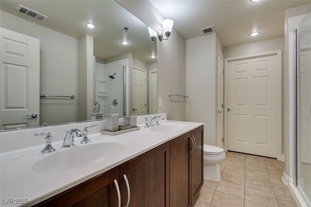 150 Las Vegas Boulevard 1618, Las Vegas, NV 89101