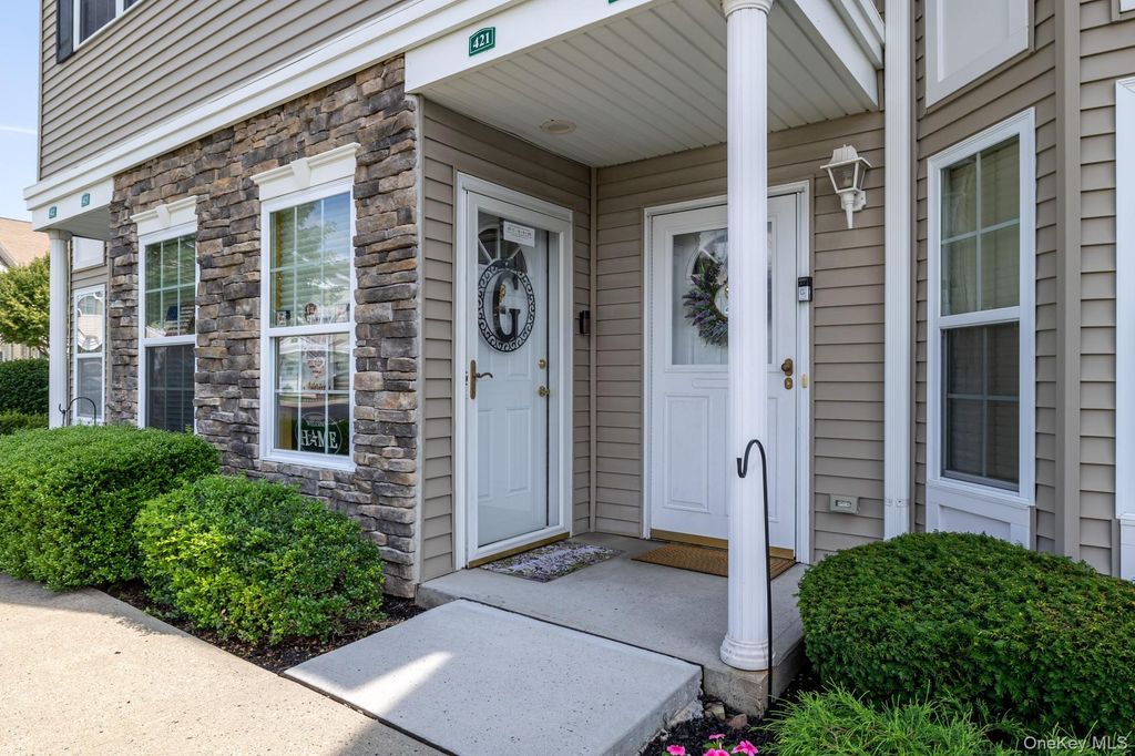 421 Autumn Drive, East Meadow, NY 11554 — photo 4