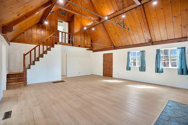 4313 N Thorne Avenue, Fresno, CA 93704