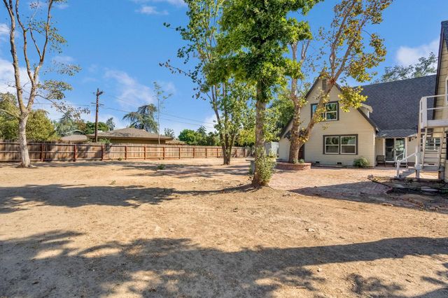 4313 N Thorne Avenue, Fresno, CA 93704
