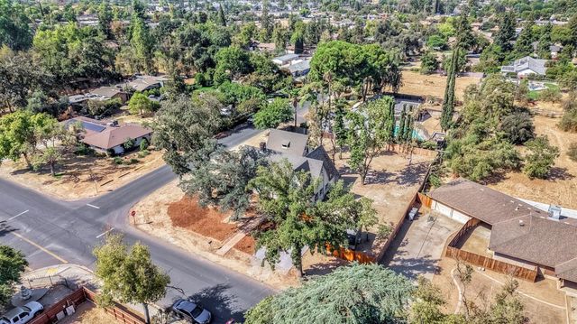 4313 N Thorne Avenue, Fresno, CA 93704