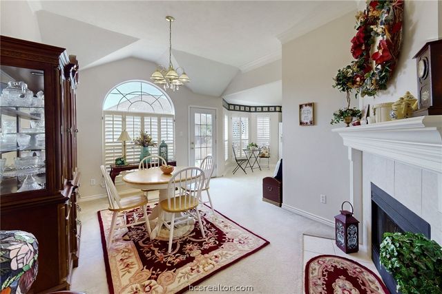 3209 Broadmoor Drive, Bryan, TX 77802