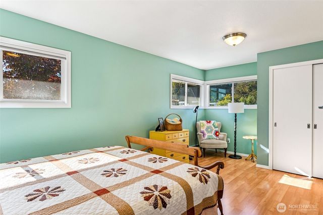 1405 Rolling Hills Terrace NW, Olympia, WA 98502